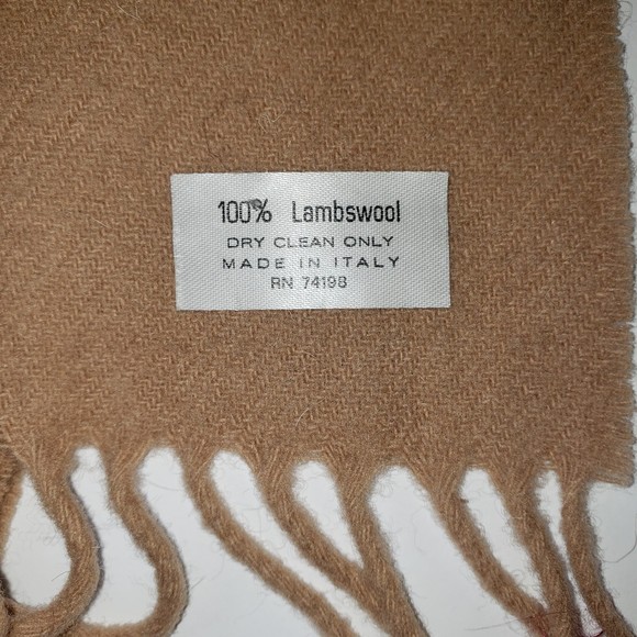 100% LAMBSWOOL Tan Fringed Scarf - Picture 3 of 5